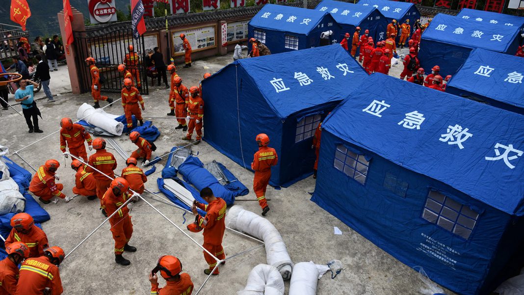 sismo-en-china:-ya-hay-86-muertos-y-se-complica-la-busqueda-de-desaparecidos