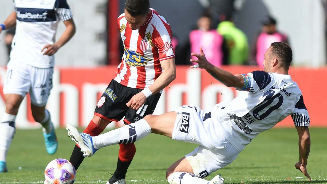 gimnasia-mejoro-en-el-complemento-y-le-empato-a-barracas